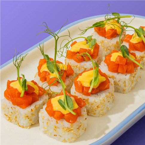 Ролл тартар с лососем