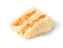 Онигири в кунжуте