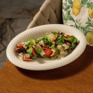 Салат с грушей и сыром горгонзолла