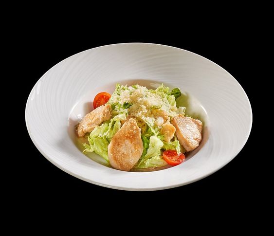 Цезарь с куриным филе