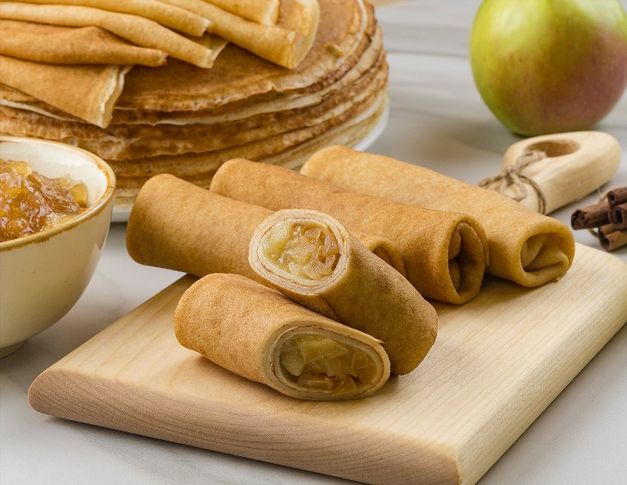 Блинчики с яблоком и корицей 4 шт.