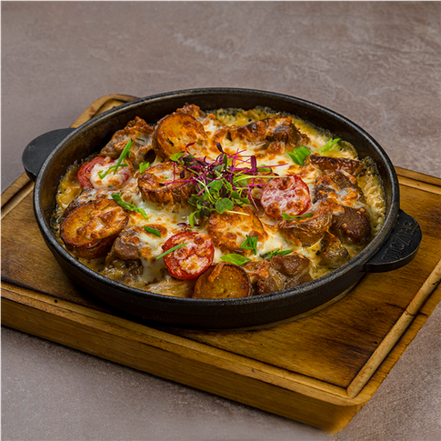 Скоблянка со свининой,картофелем и грибами