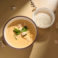 Карри с ананасом и цыпленком