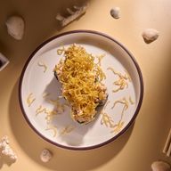 С креветкой и кальмаром