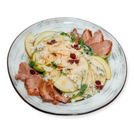 Салат с утиной грудкой