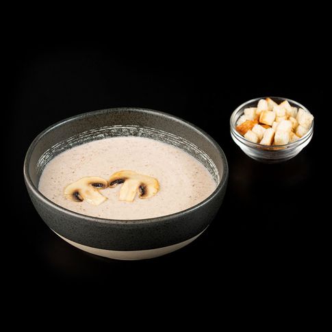 Крем суп из шампиньонов с гренками