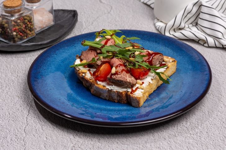 «Брускетта с ростбифом» в подарок по промокоду