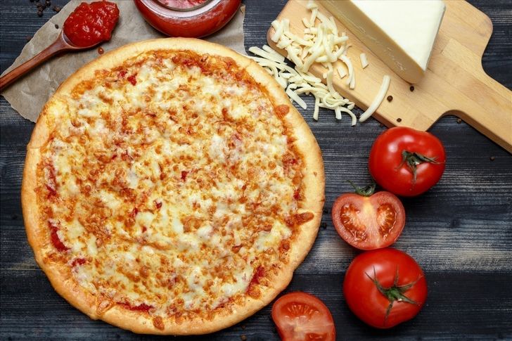 Пицца "Маргарита" 31 см тонкое тесто промо (подарок за фото-отзыв)