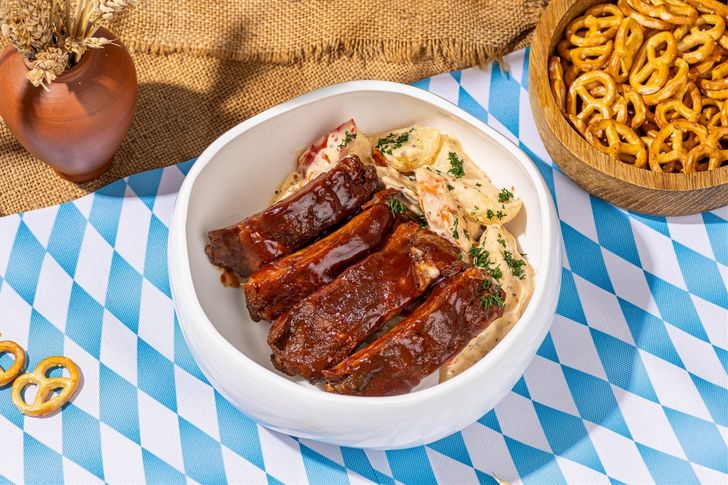 Свиные ребра с овощным рагу промо