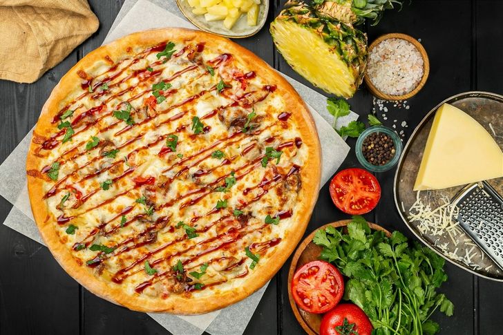 Сливочная с цыпленком и ананасами 31 см тонкое тесто промо