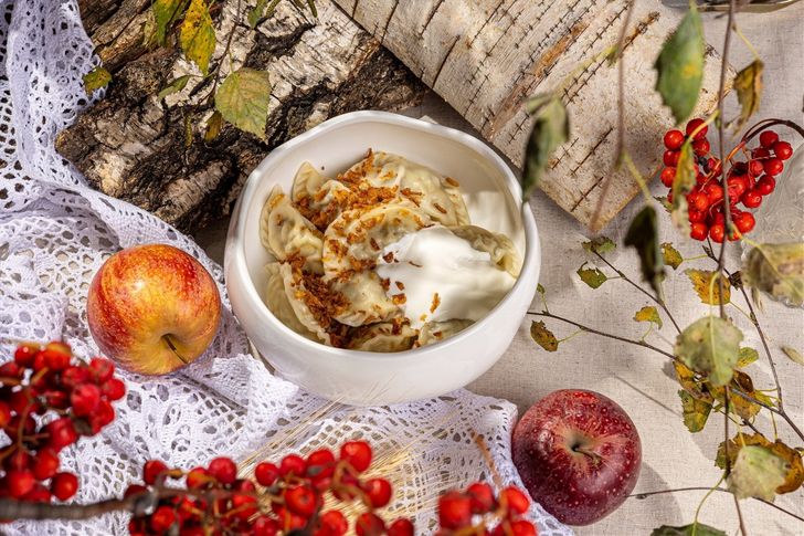 Домашние вареники с картофелем и грибами  промо