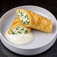 Блины с творогом и зеленым луком