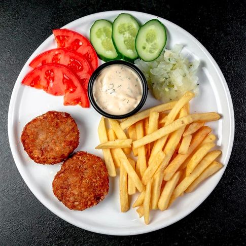 Комплексный обед со свиными котлетами