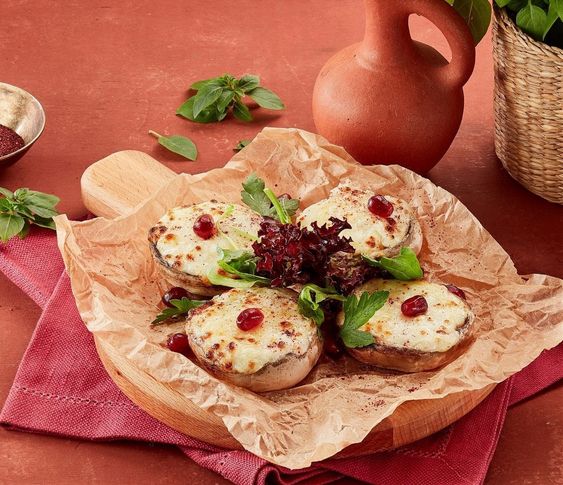 Шляпки Шампиньонов с сыром Сулугуни 