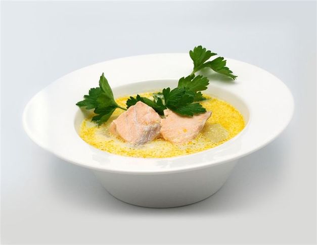 Уха финская с сёмгой