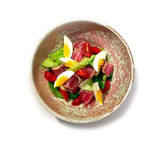 Салат Ницца с тунцом