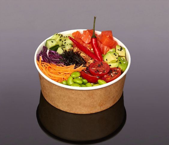 Поке острый лосось