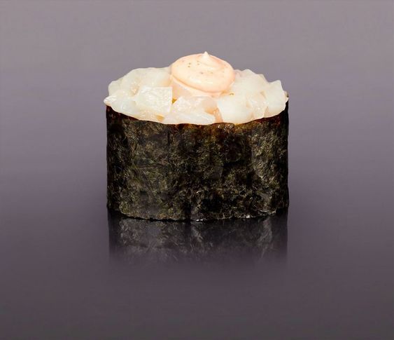 Спайси-гункан с гребешком