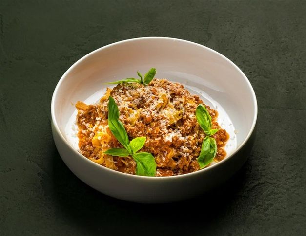 Феттучини болоньезе